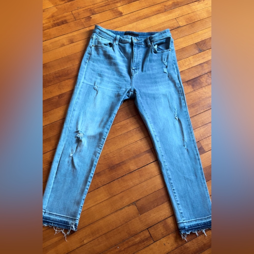 Women's Distressed Blue Jeans